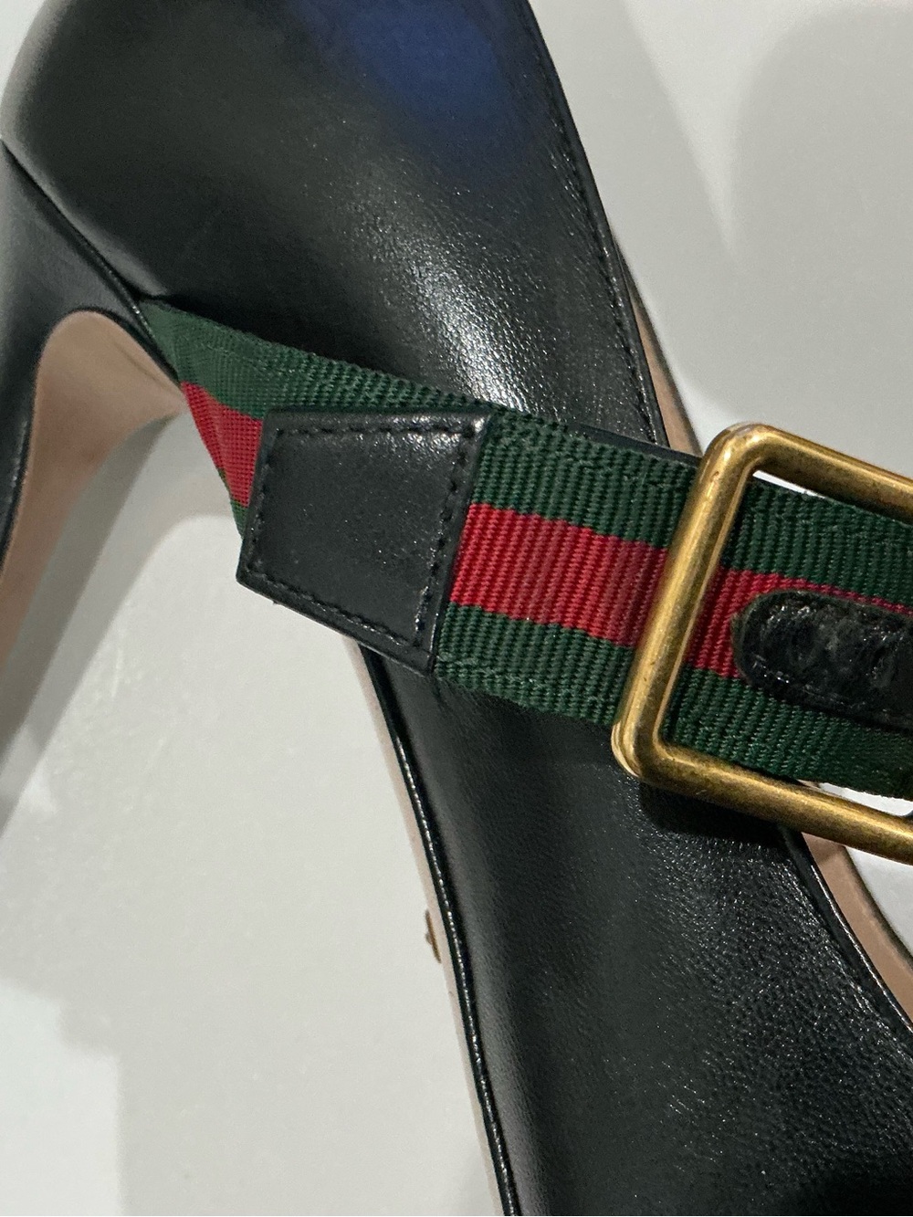 Gucci Black Leather Stiletto Pumps with Red and Green Web Strap 475085 - Picture 5 of 16